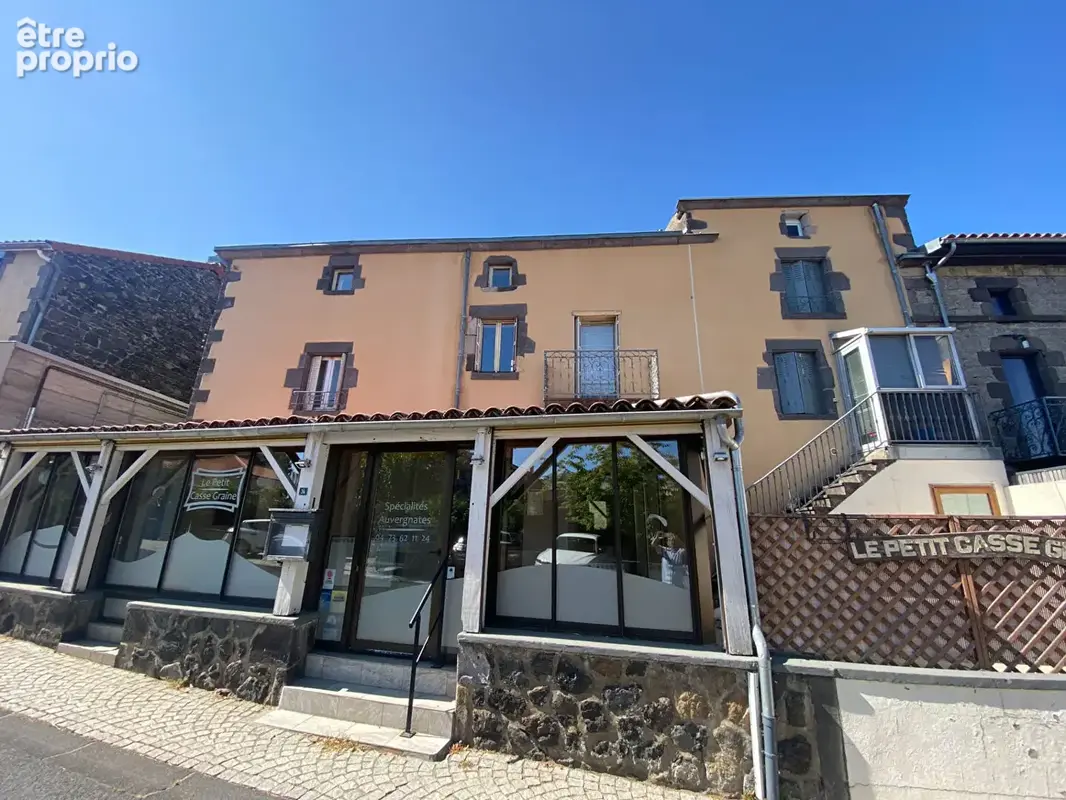 Immeuble avec terrasses et parkings - photo 1