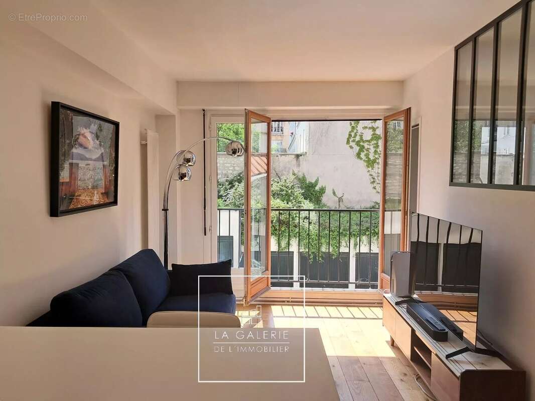 Appartement à PARIS-15E