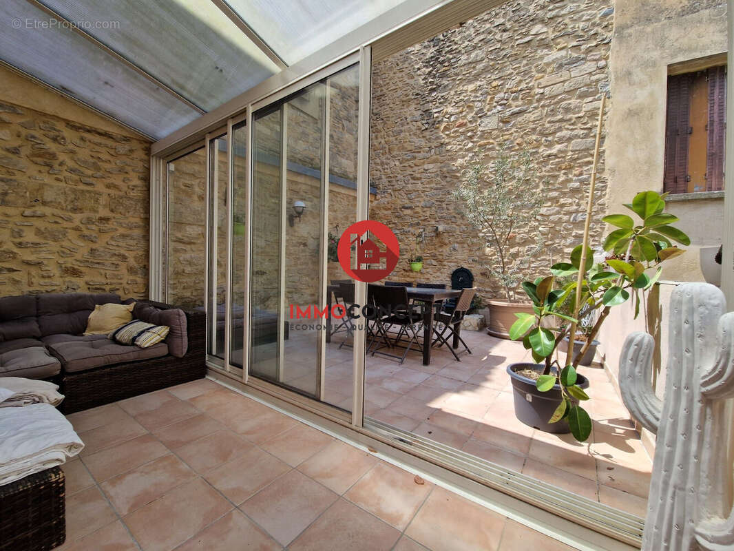 Maison à BAGNOLS-SUR-CEZE