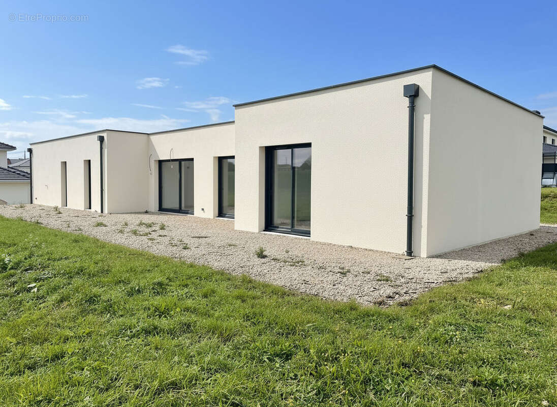 Maison à L'HOPITAL-DU-GROSBOIS