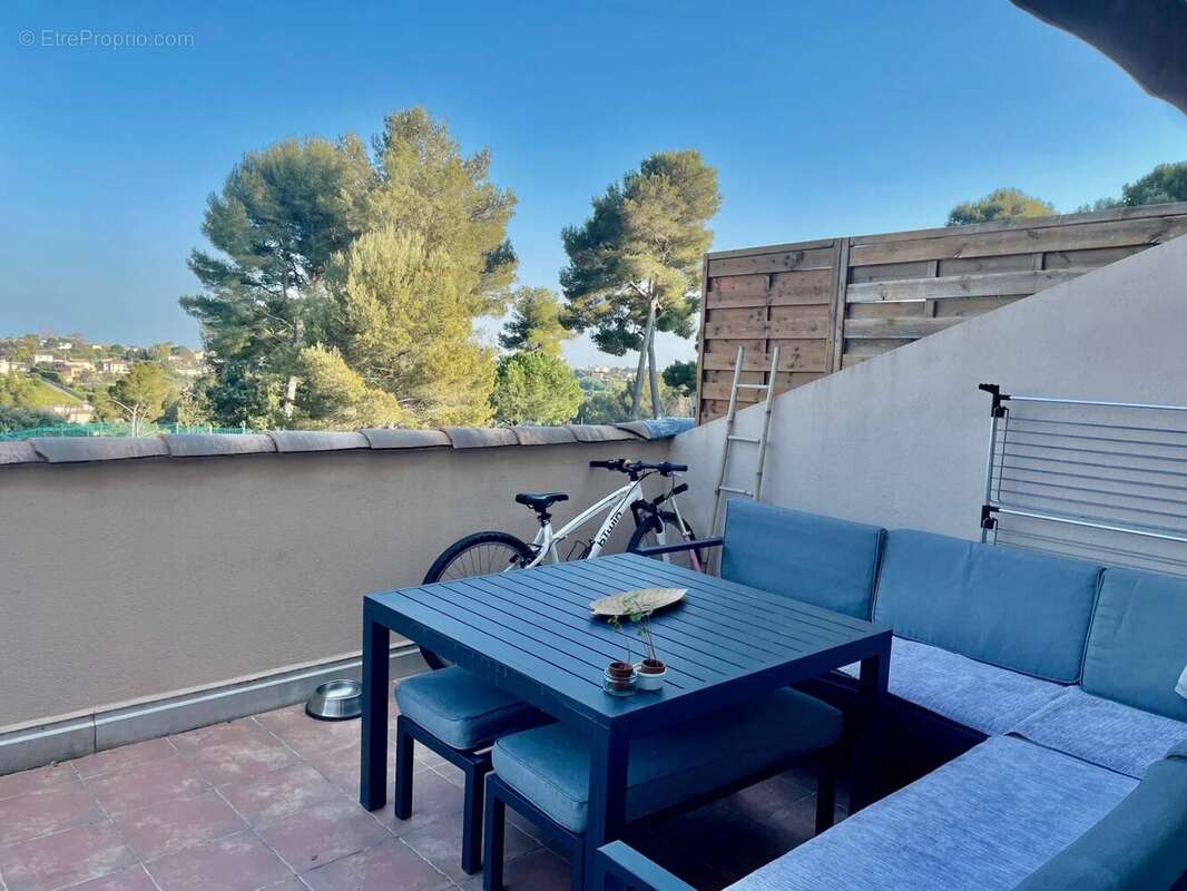 Appartement à LA GAUDE