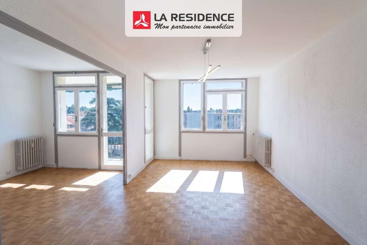 Appartement 70 m² à Valence  - photo 2
