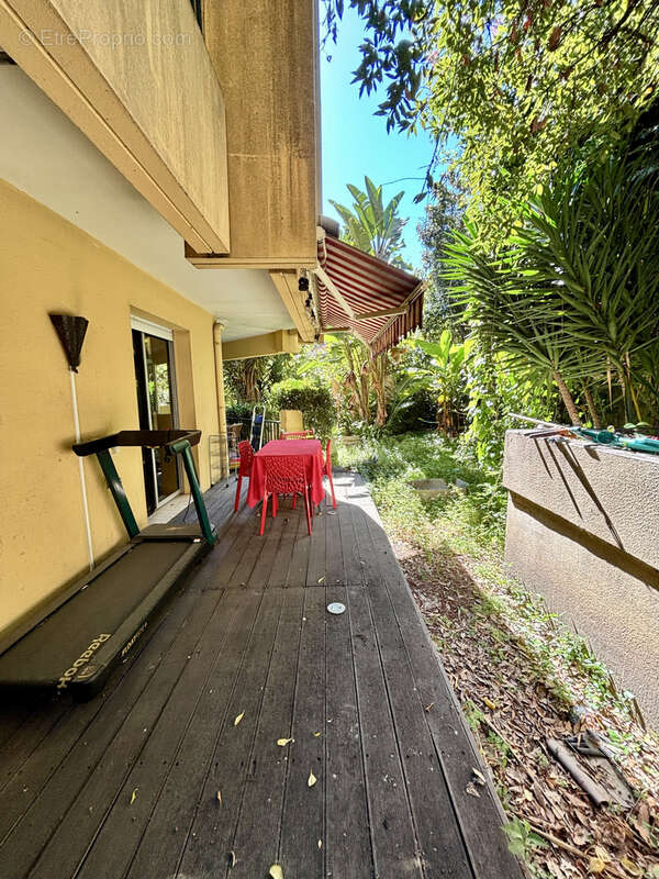 Appartement à MENTON