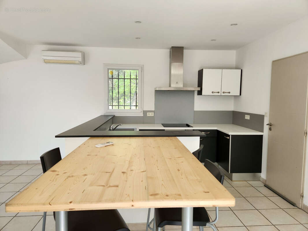 Maison à MERINDOL-LES-OLIVIERS