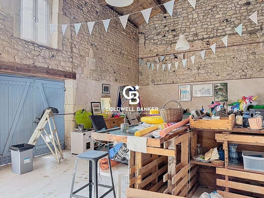 Maison à DOMPIERRE-SUR-CHARENTE