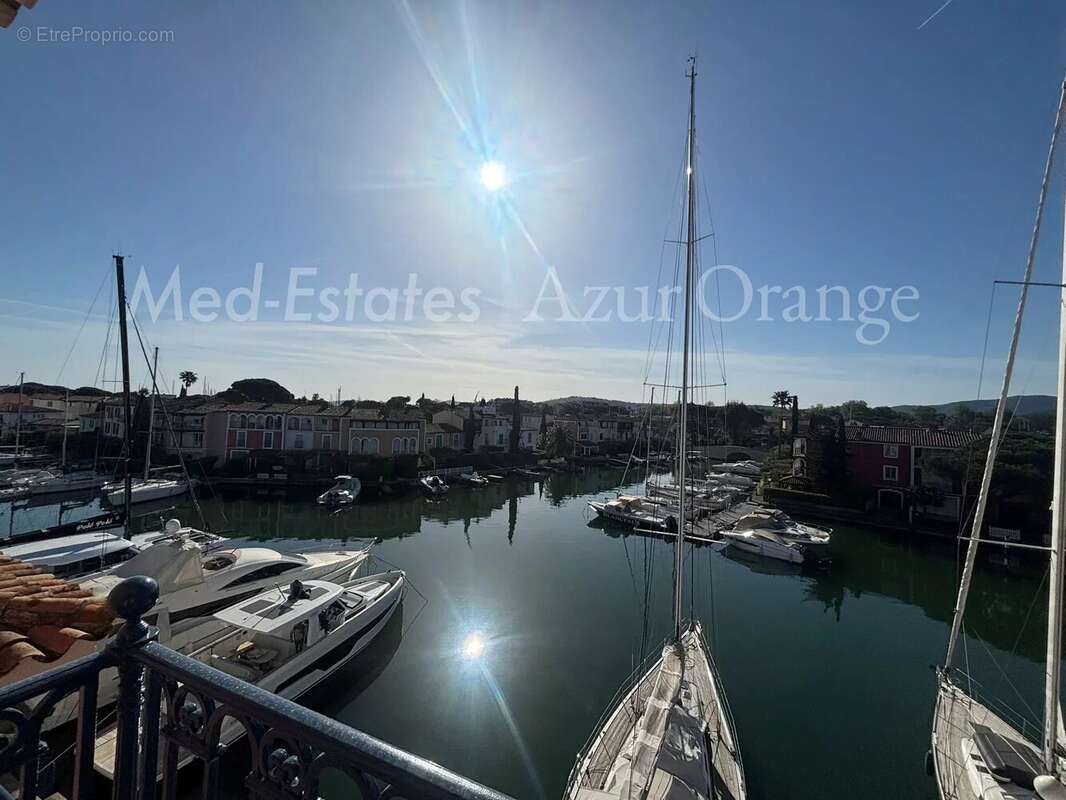 Appartement à GRIMAUD