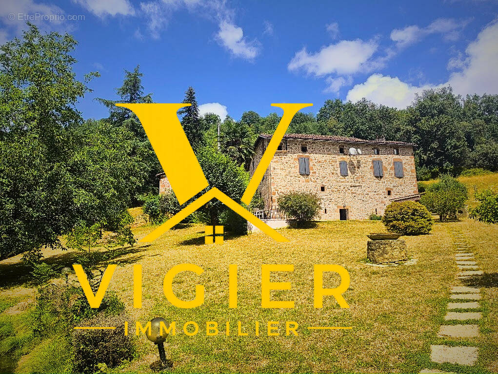 Maison à FIGEAC
