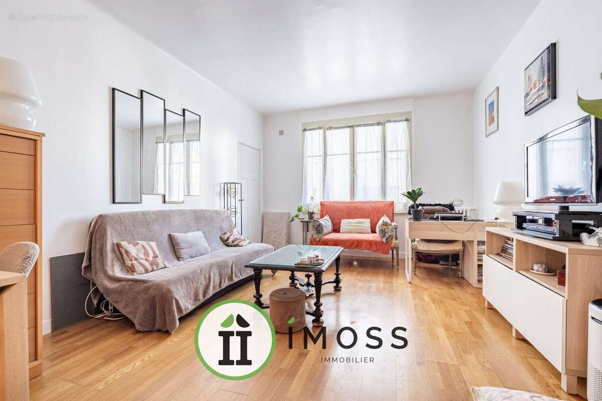 Appartement à LA GARENNE-COLOMBES