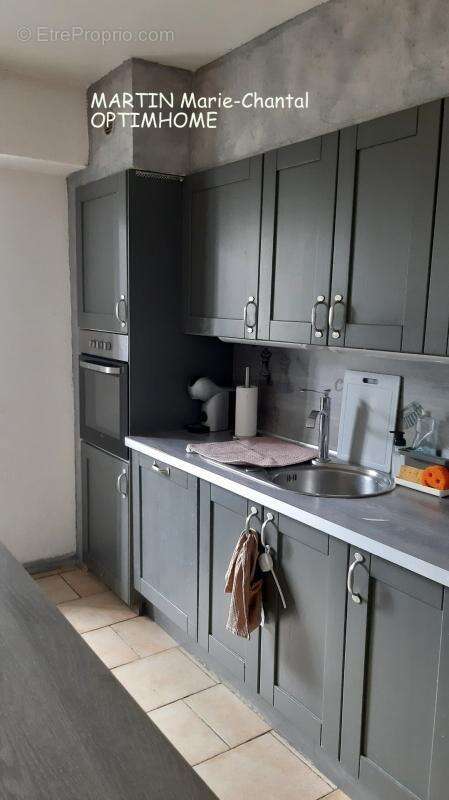 Appartement T3 lumineux avec loggia, parking, cave – Marseille 15e bd du Bosphore - photo 8