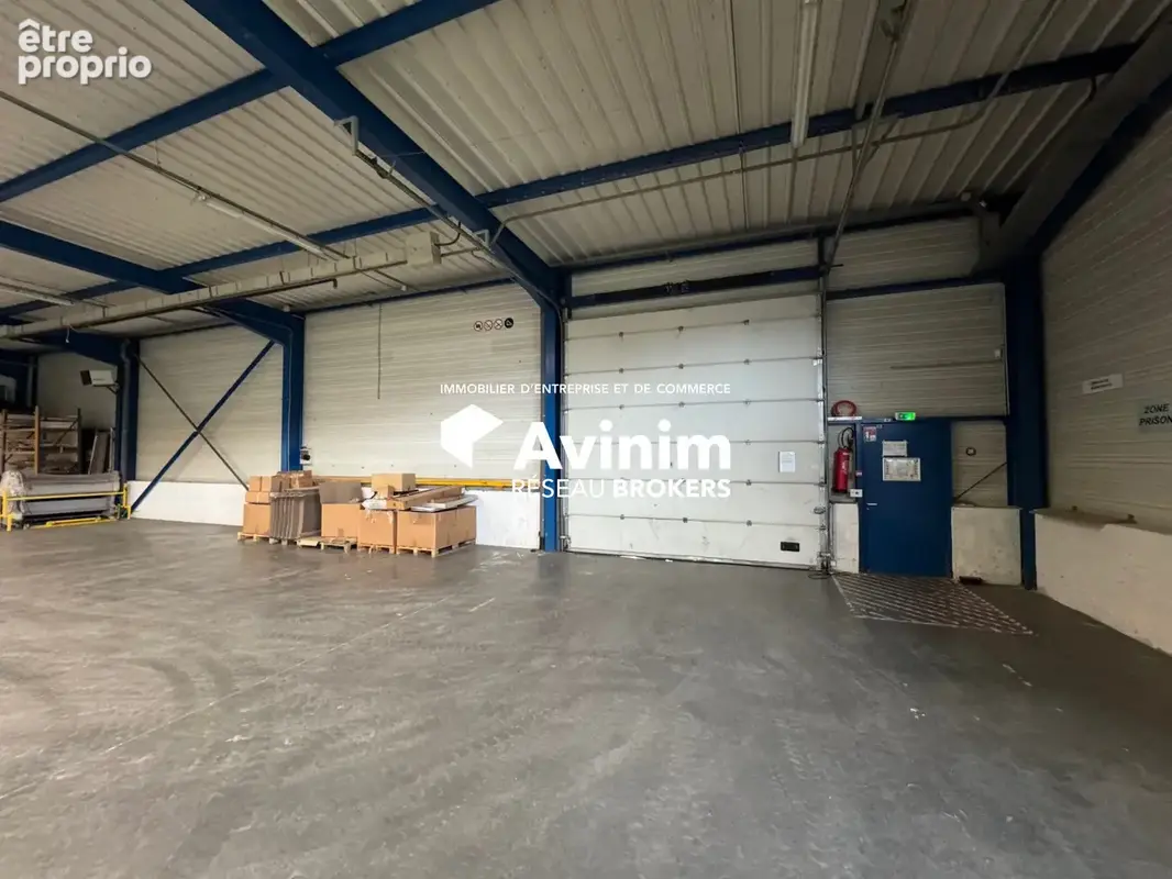 Commerce 1 323 m² à vendre à Saint-Clement-Les-Places (69930) - photo 6