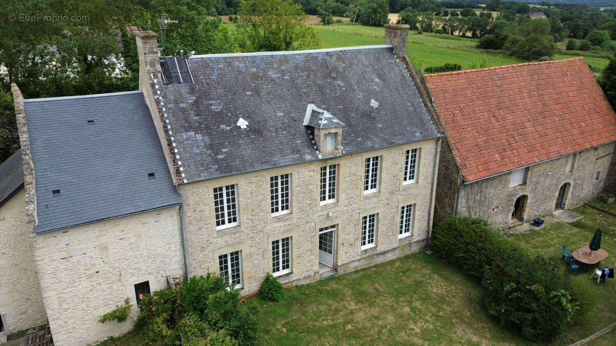 Maison à ARROMANCHES-LES-BAINS