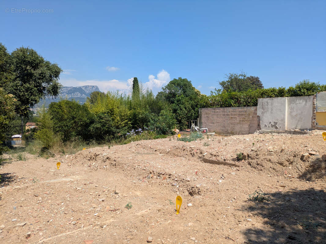 Terrain à TOULON