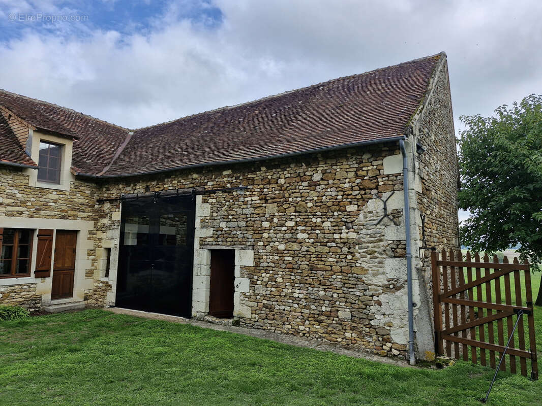 Maison à CHATELLERAULT