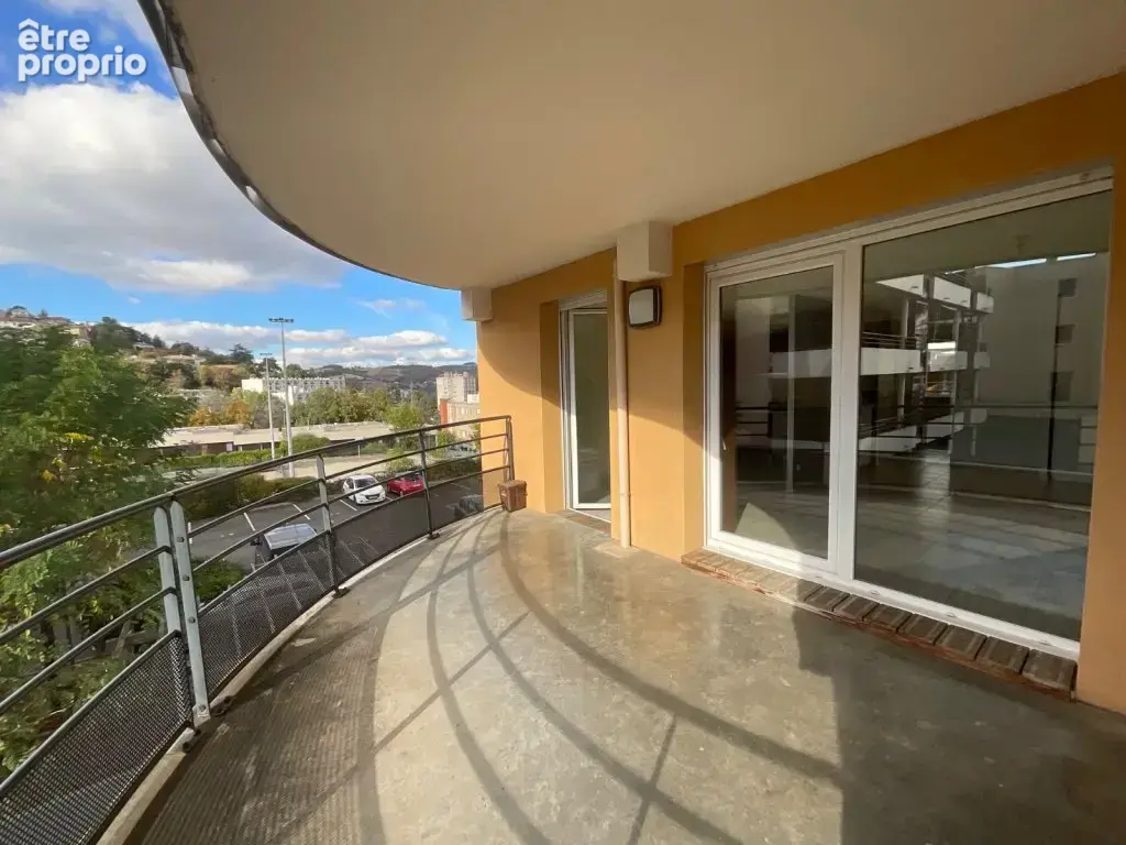 St-Priest-en-Jarez - Appartement T3 - photo 1