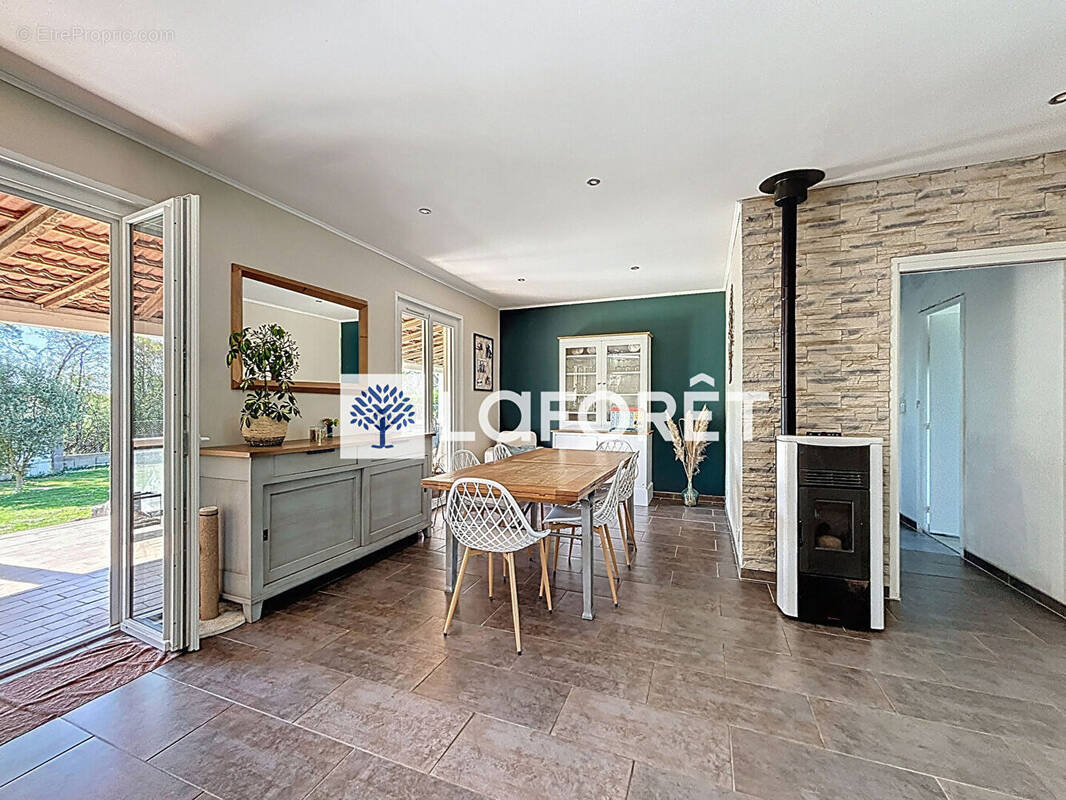 Maison à VILLARS-LES-DOMBES