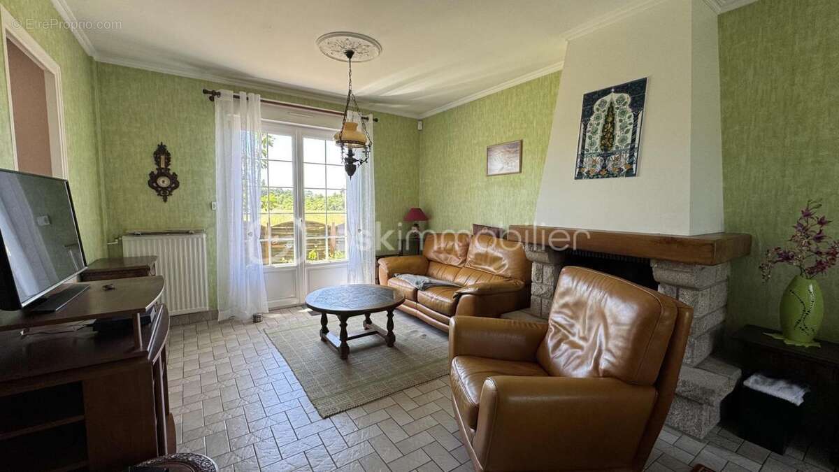 Maison à CHARTRES-DE-BRETAGNE