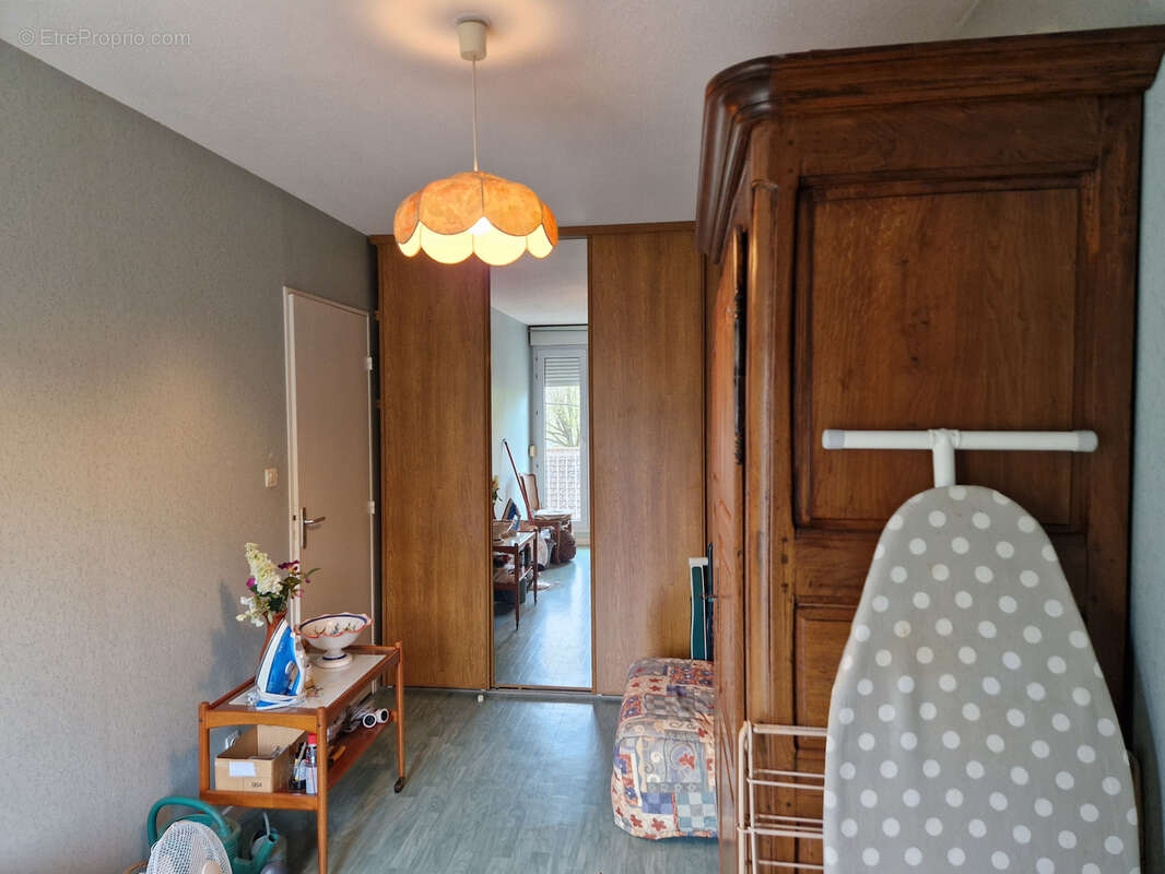 Appartement T4 avec grand balcon - photo 8