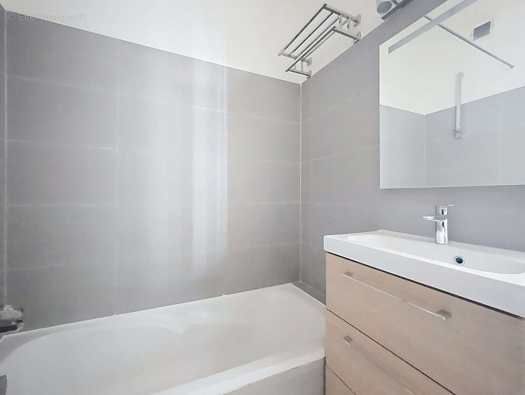 Appartement à PARIS-2E