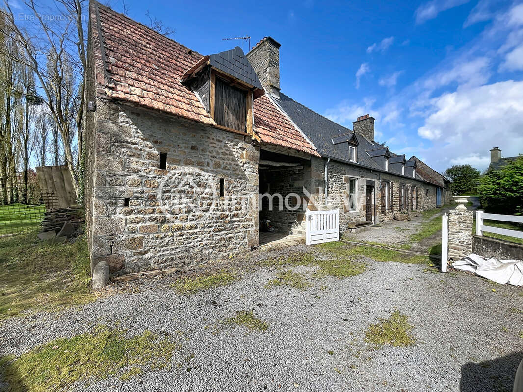 Maison à VAINS