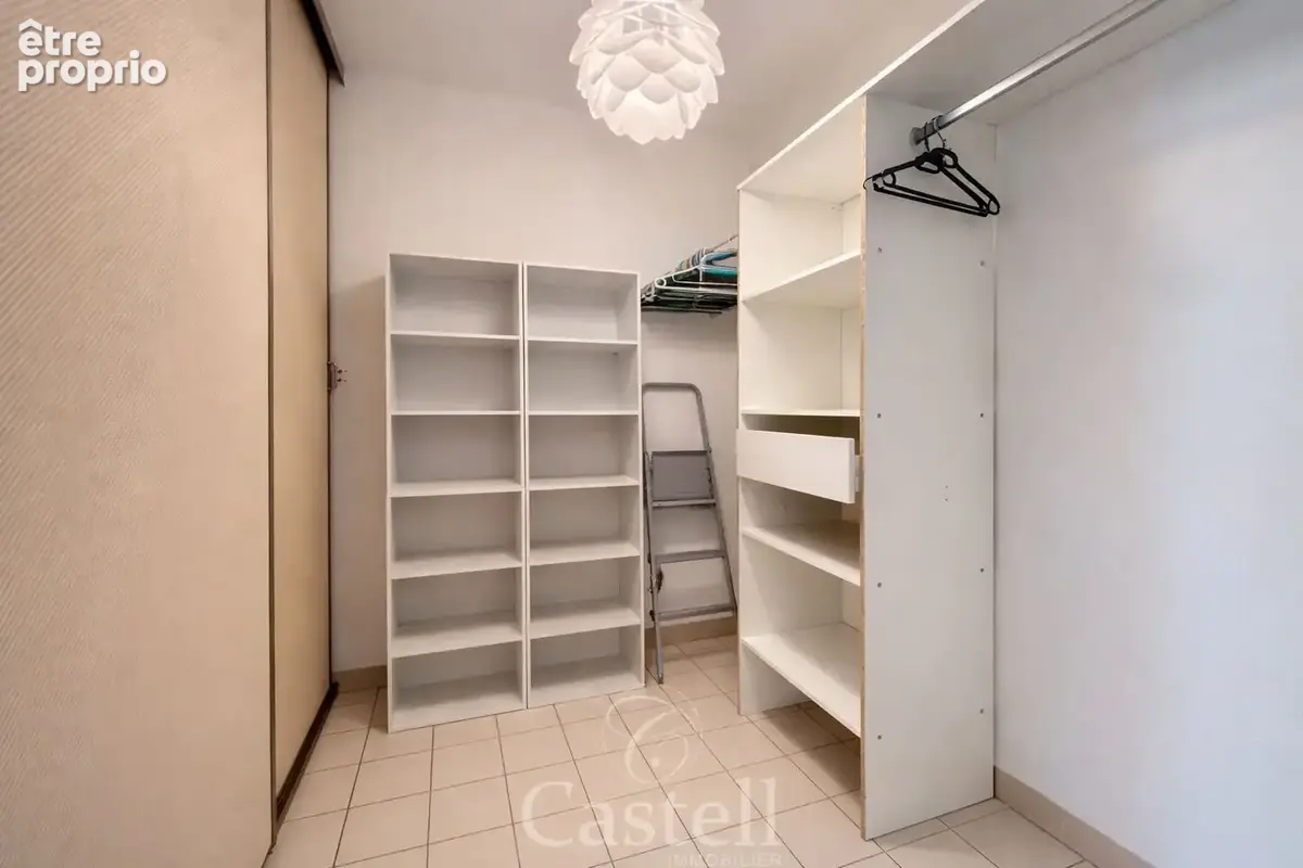 *** appartement deux pieces + cabine + parking *** - photo 8