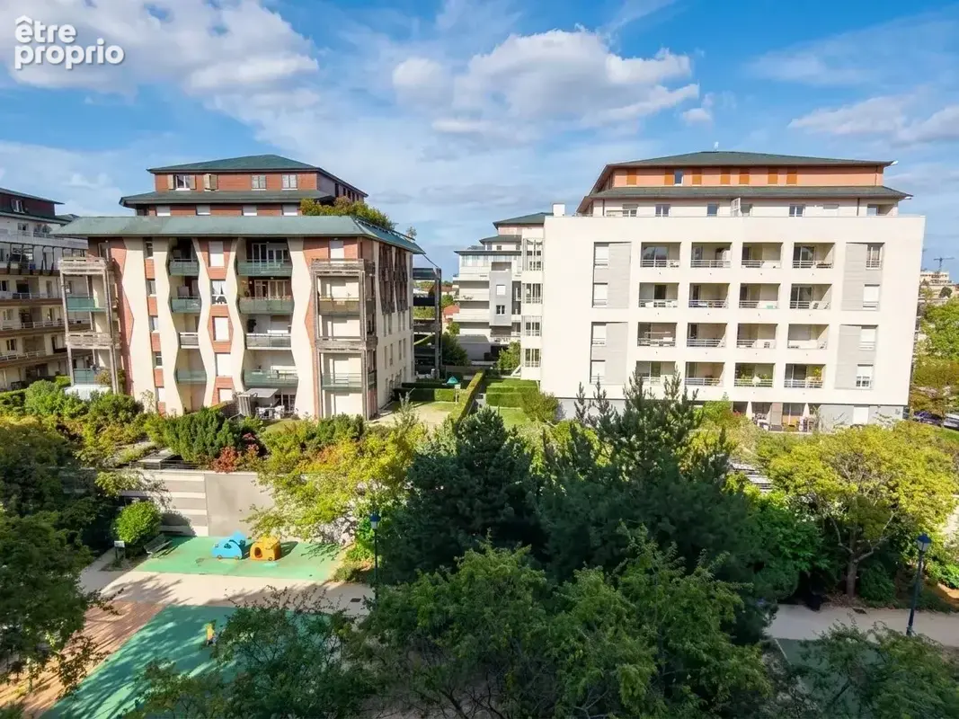 Appartement 3 pieces avec ascenseur, terrasse et parking - photo 10
