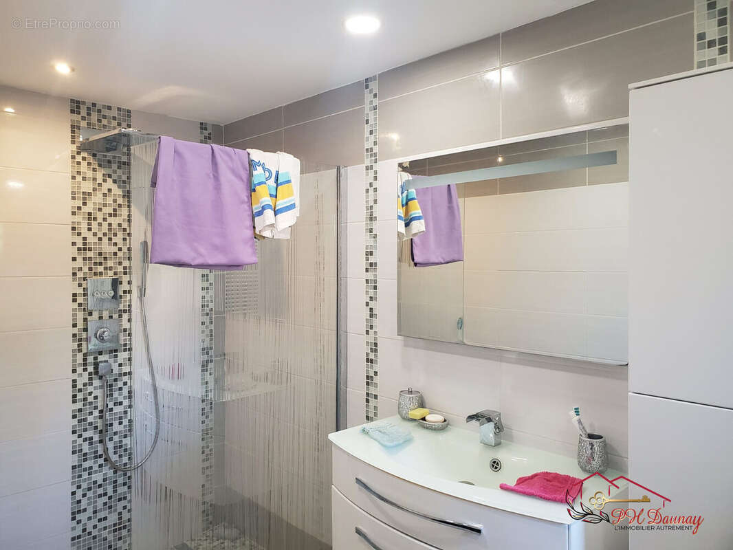 Maison à SAINT-MARTIN-DE-VALGALGUES