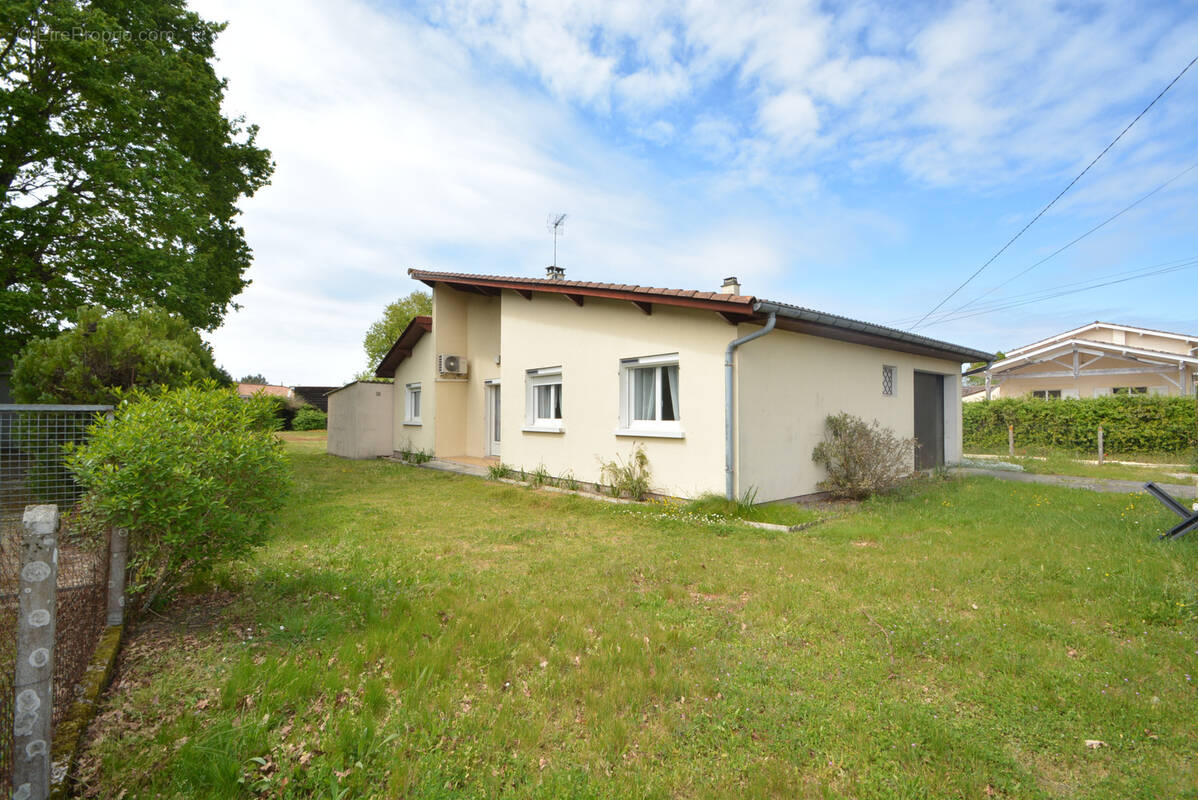 Maison à LACANAU