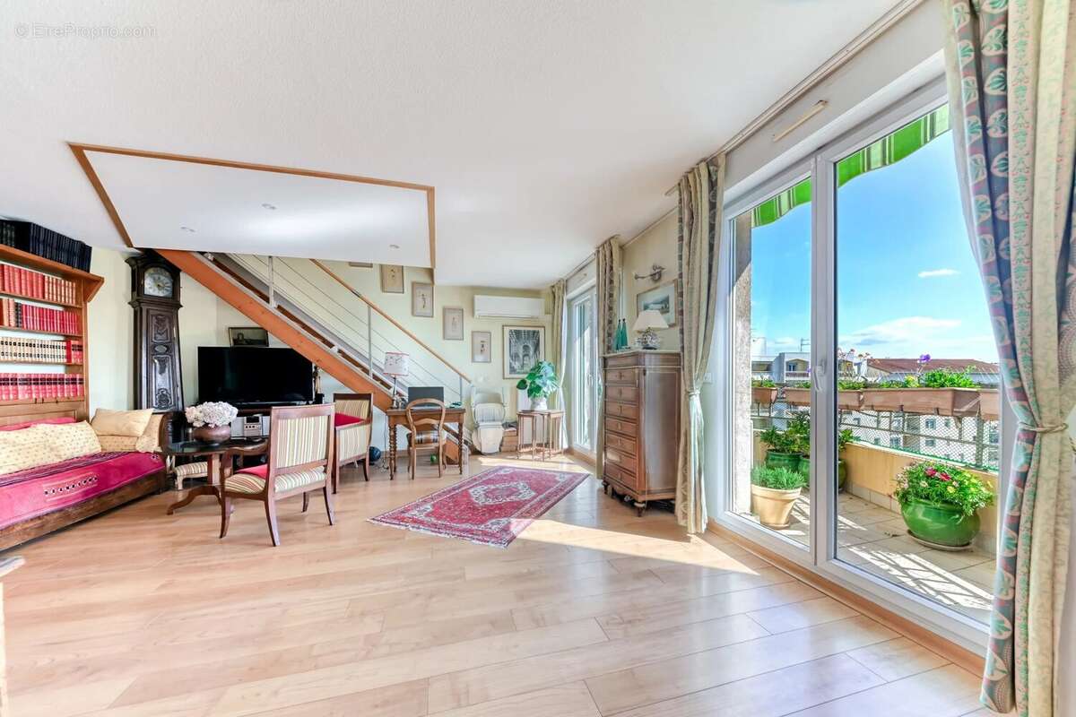 Appartement à LYON-3E