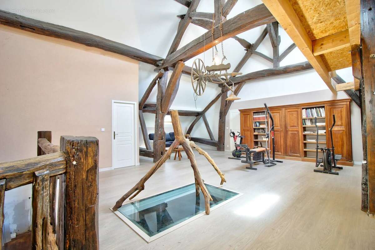 Maison 320 m², 5 chambres - photo 8