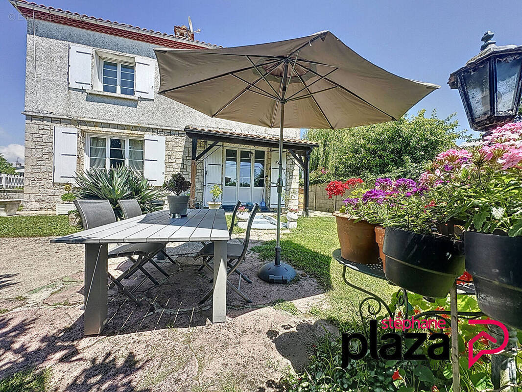 Maison à SAINT-SULPICE-DE-ROYAN