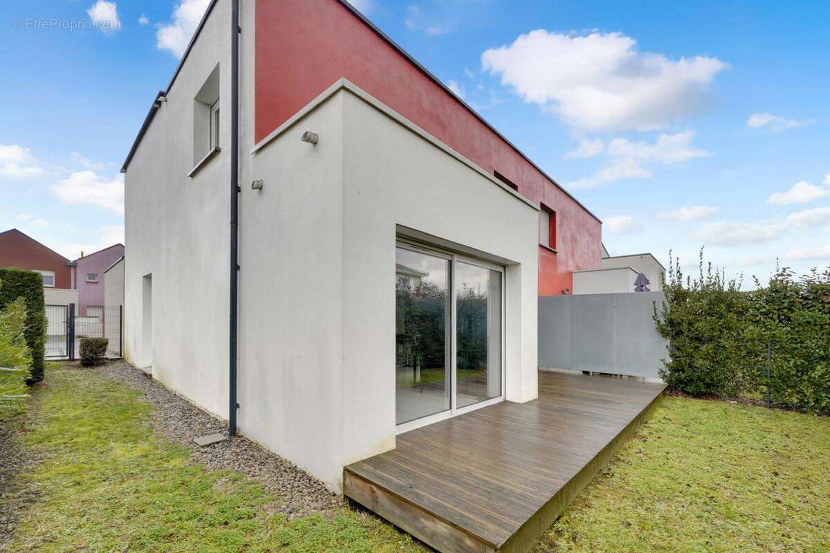 Maison contemporaine 2019 - 118 m² - t5 - saint-jory centre - photo 15