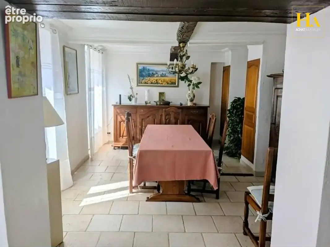 Immeuble / Maison de village au calme avec belle vue - photo 9