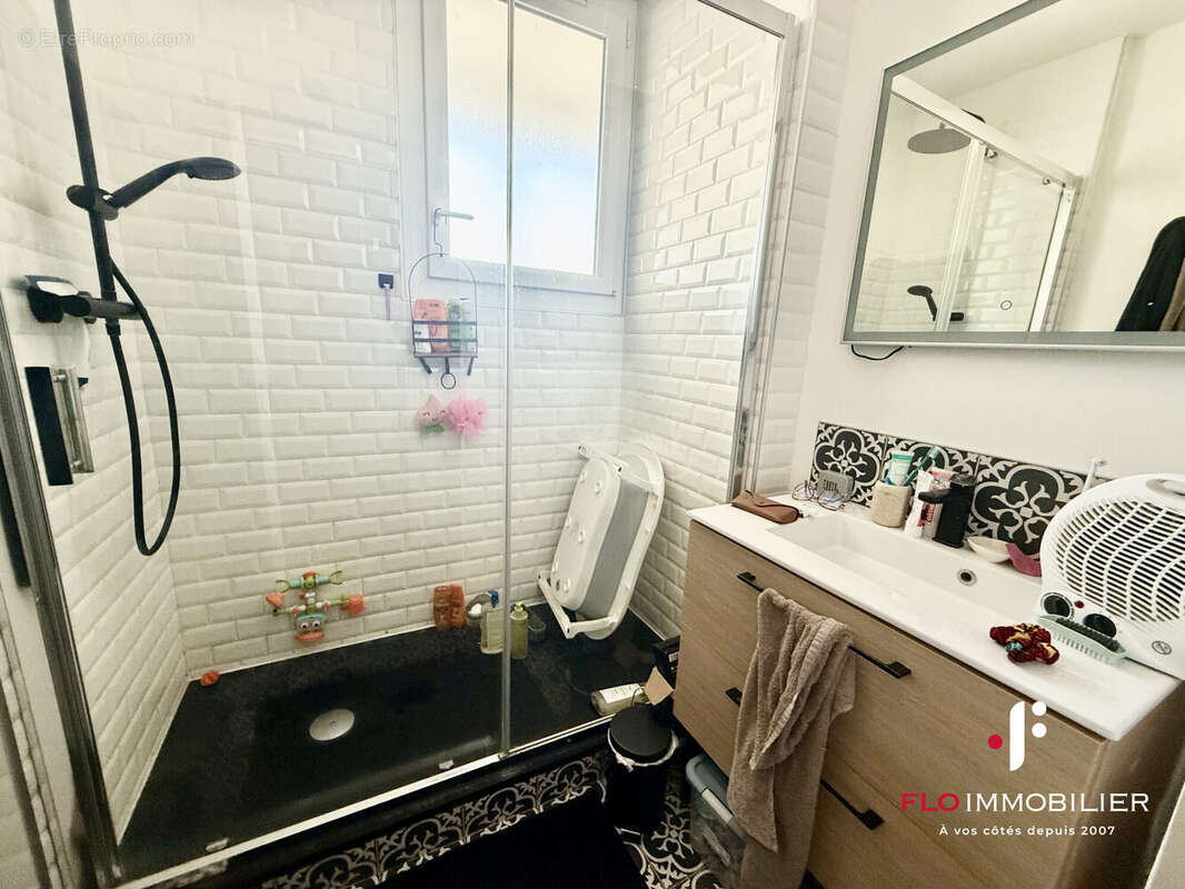 Appartement 77 m² à Caen  - photo 8