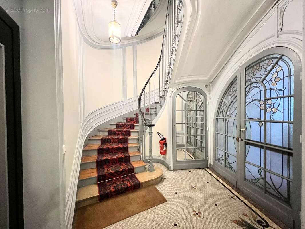 Appartement à PARIS-9E
