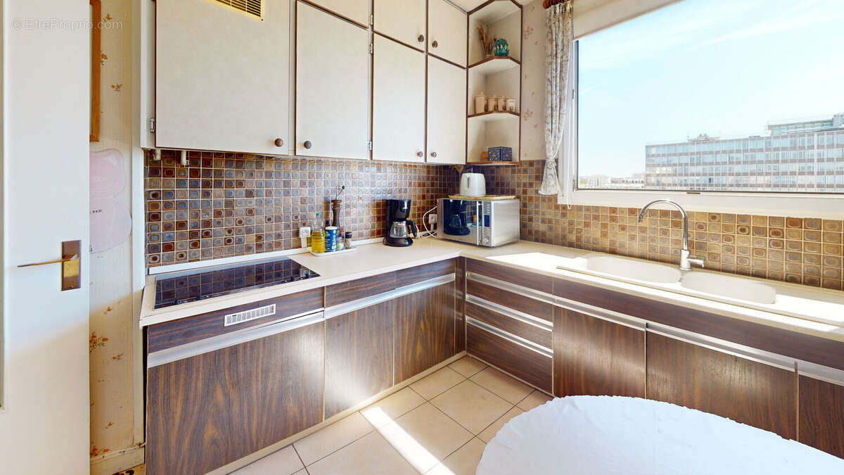 Appartement à PARIS-19E