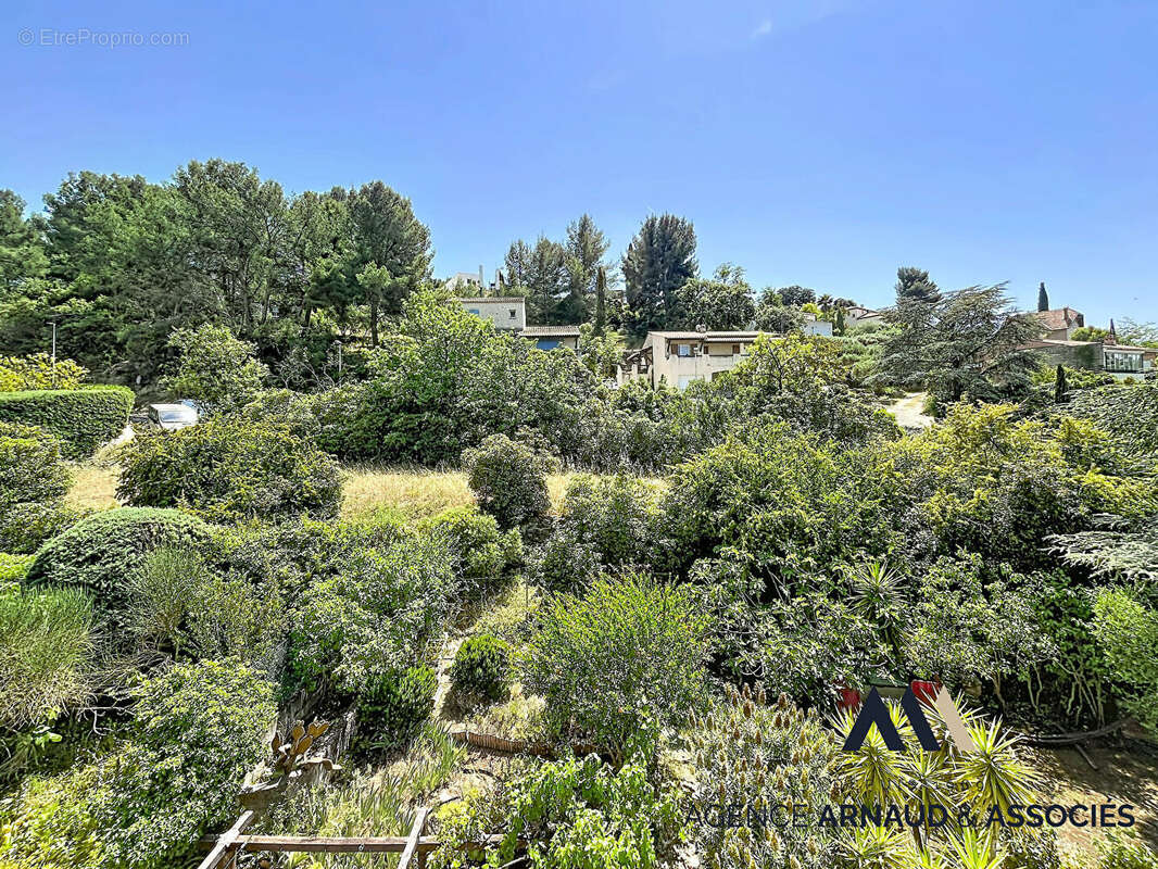 Appartement à SAINT-CYR-SUR-MER