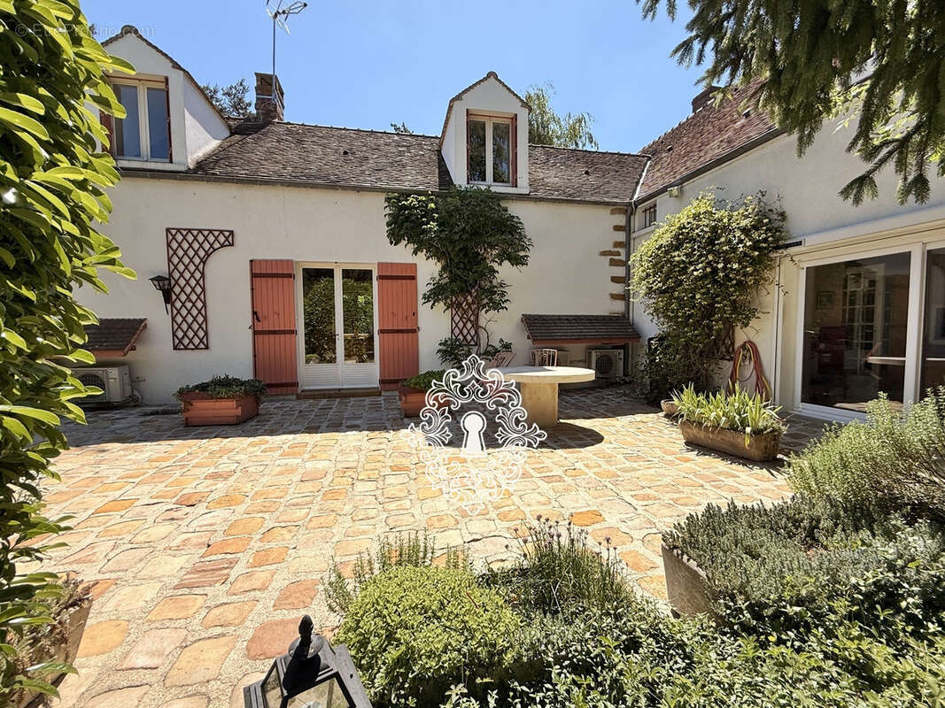 Maison à NANGIS