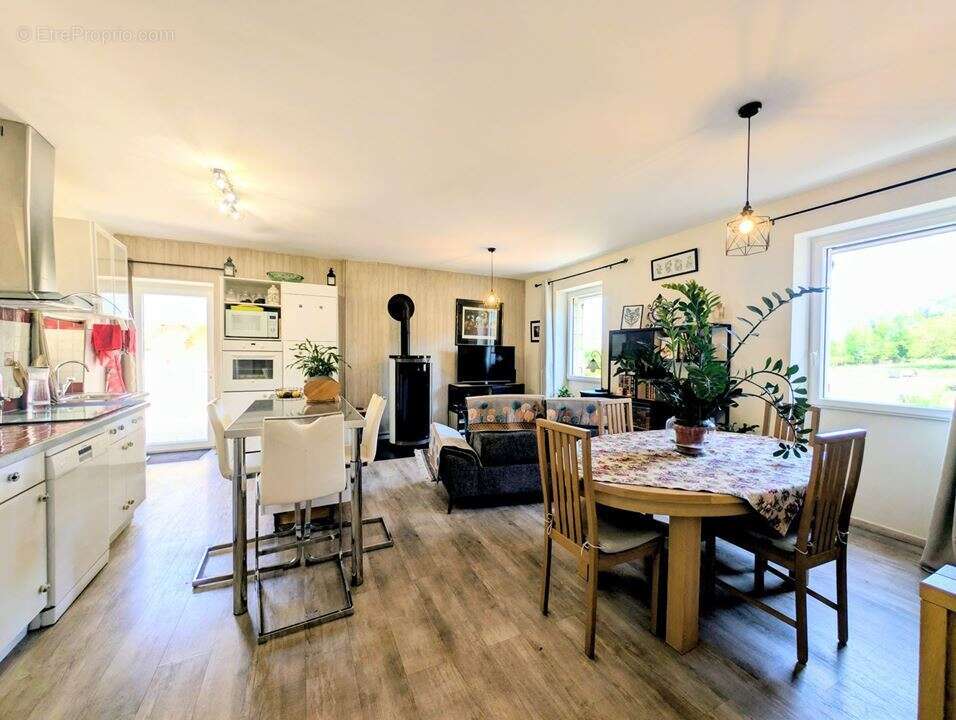 Maison 90 m² à Salignac-Eyvigues  - photo 5