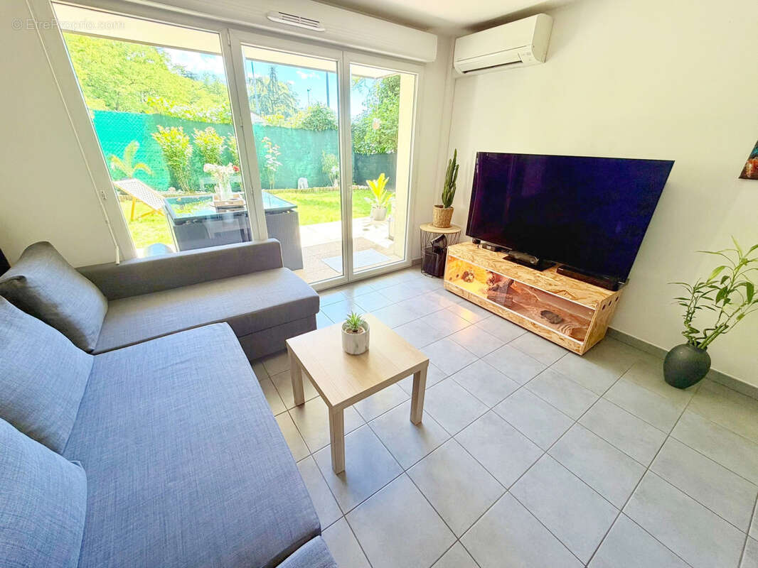 Appartement à SAINT-FONS