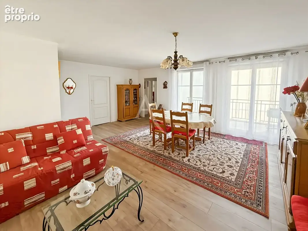 COEUR DE VILLE Appartement F3 de 67 m2 avec terrasse de 9 m2, 1 place de parking en sous-sol sol - photo 2