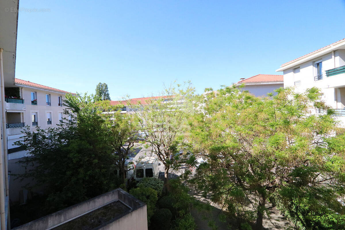 Appartement à MARSEILLE-14E