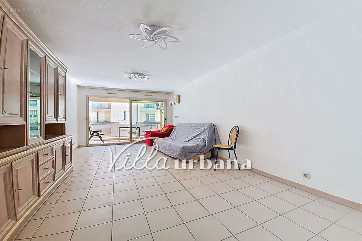 Appartement 53 m² à Antibes  - photo 4