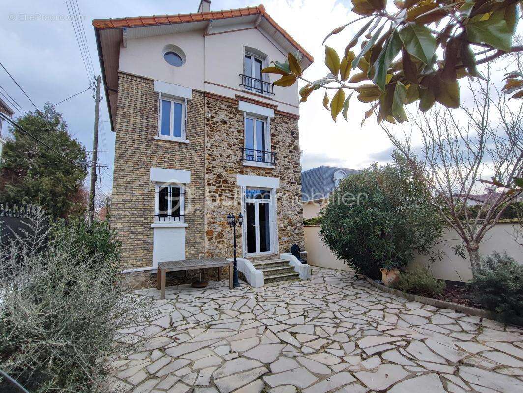 Maison à ATHIS-MONS