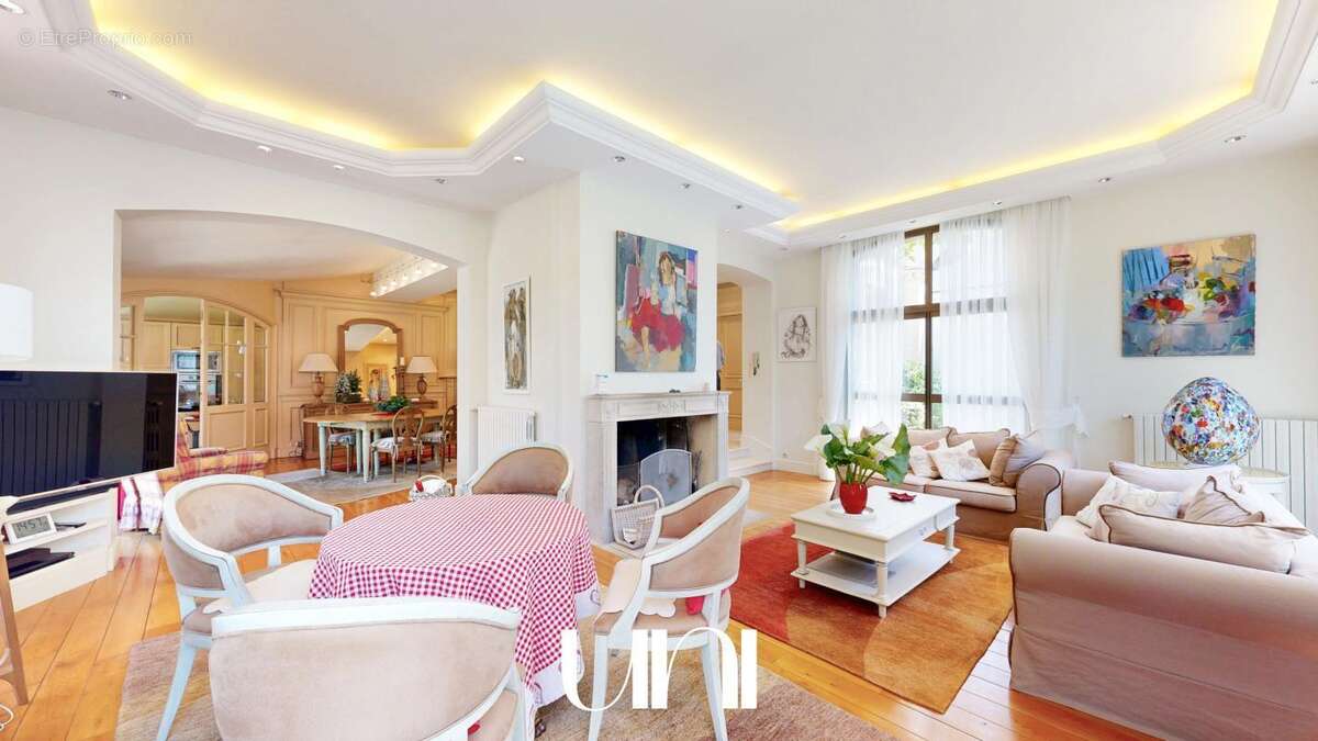 Maison 6 pièces de 350 m2  - CAEN - photo 20
