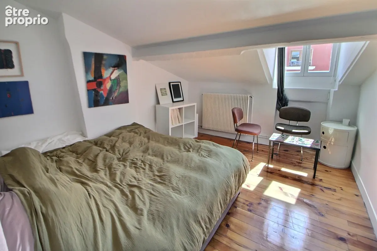 Roanne rue piétonne - T5 de 133.06 m2 avec Terrasse - photo 7