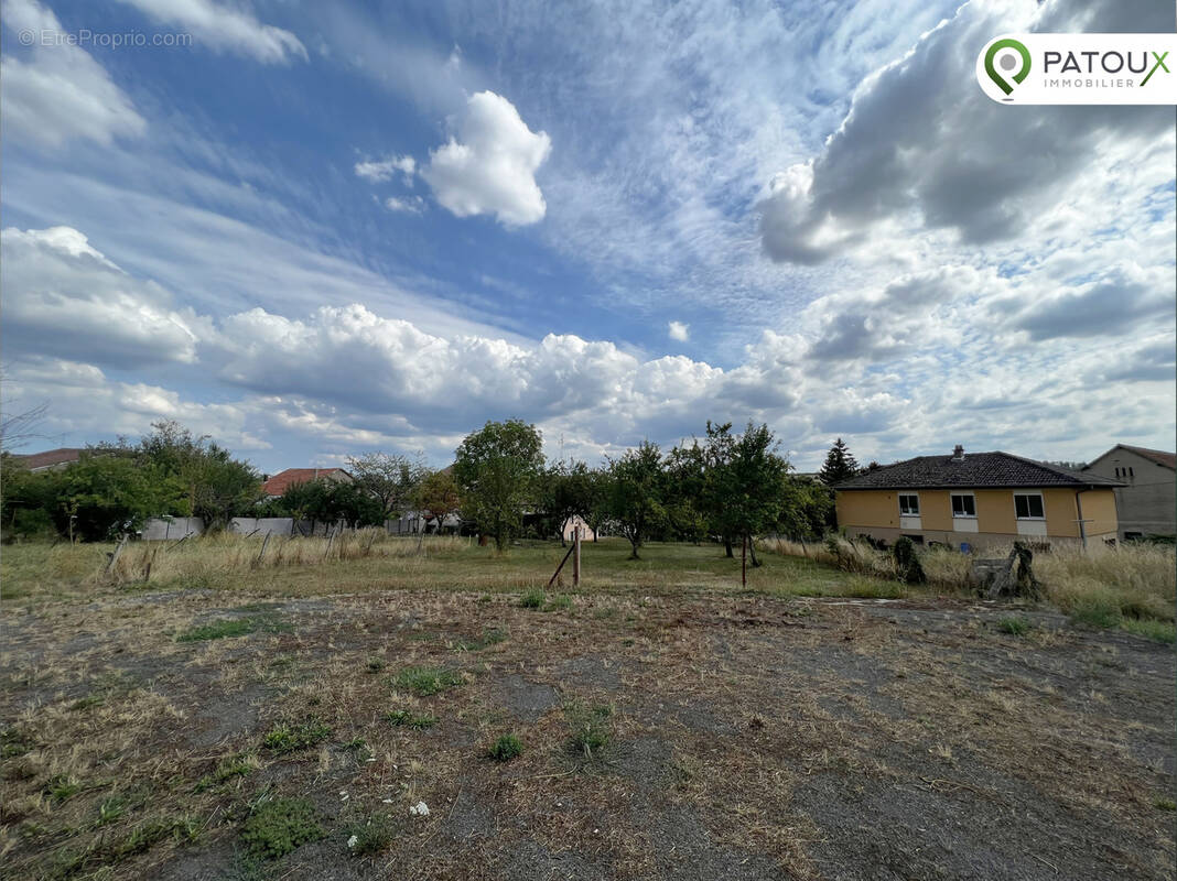 Terrain à SAINT-GEORGES