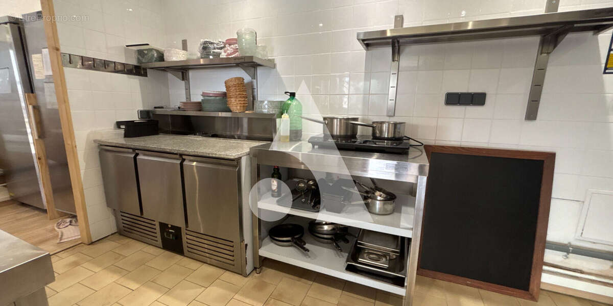 Commerce à LES MATHES