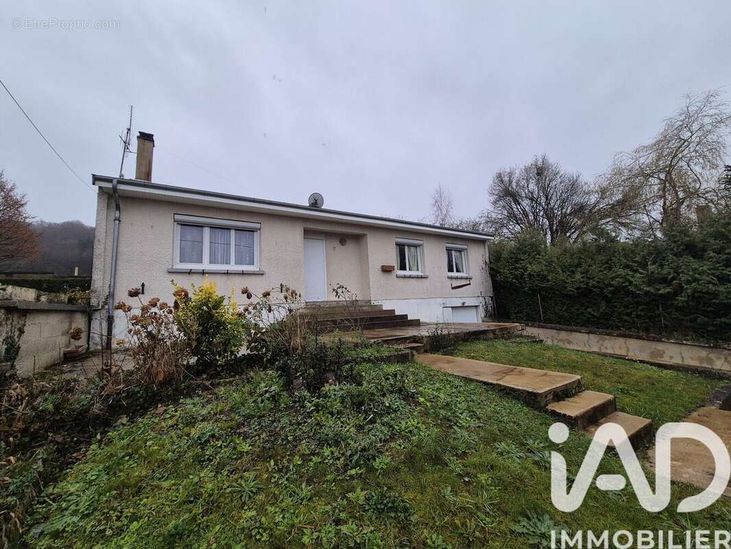 Photo 2 - Maison à ANGECOURT