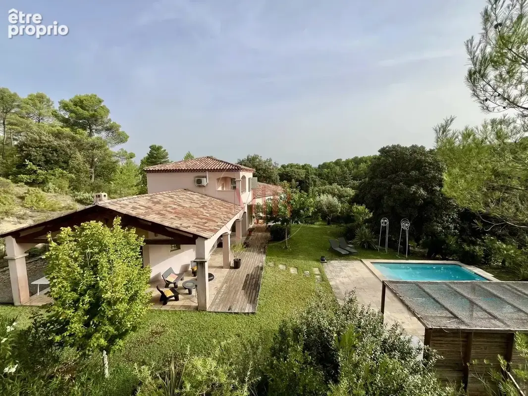 Maison 201 m² à Peyrolles-En-Provence  - photo 10