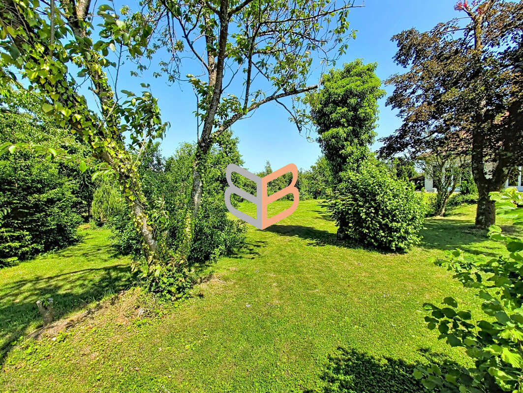 Terrain 893 m² à vendre à Tressange (57710) - photo 2